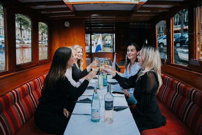 private-canal-cruise-in-amsterdam