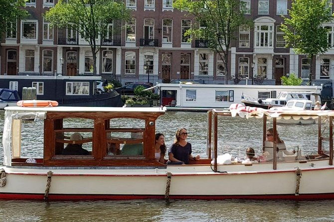 private-canal-cruise-on-small-historic-boat-2