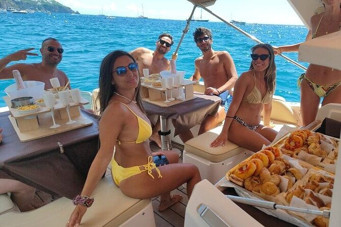 private-capri-boat-tour-experience