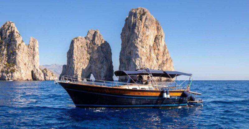 private-capri-boat-tour-from-sorrento