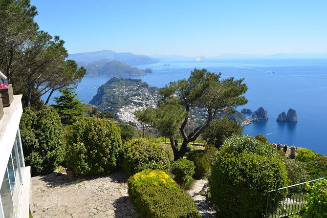 private-capri-island-and-blue-grotto-day-tour-from-naples-or-sorrento