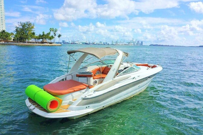 private-captained-boat-tour-in-miami-for-up-to-12-passengers