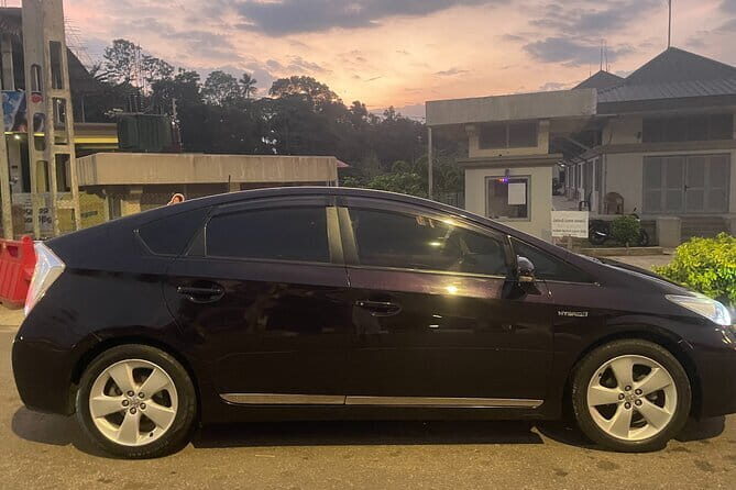 Private Car and Driver Hire in Sri Lanka  Chauffeur Services - Exploring the Service: What You Can Expect