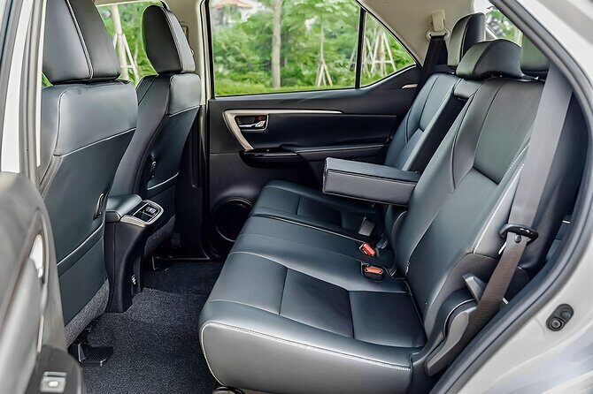 Private Car Between Ho Chi Minh Saigon Airport and City Center - Pricing and Value