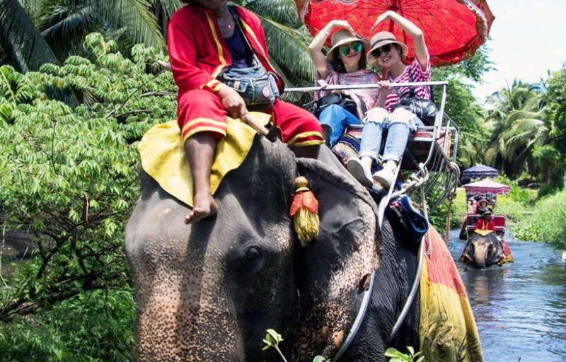 private-car-floating-market-damnoen-saduak-amphawa-more