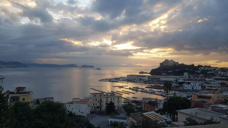 private-car-tour-among-the-treasures-of-the-campi-flegrei-in-naples