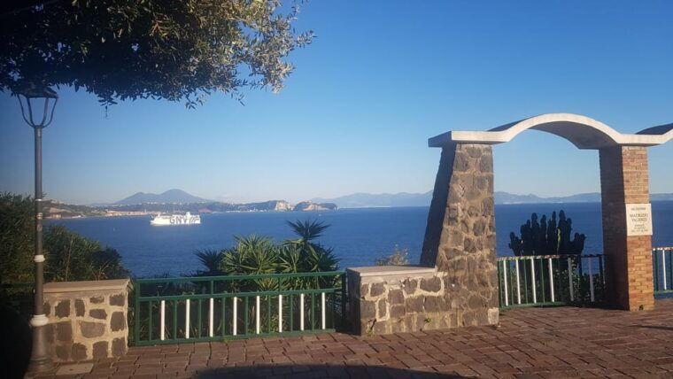 private-car-tour-among-the-treasures-of-the-campi-flegrei-in-naples