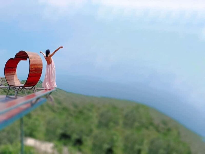 Private Car Tour of Koh Tao 8 Viewpoints & Beach - Transportation and Duration