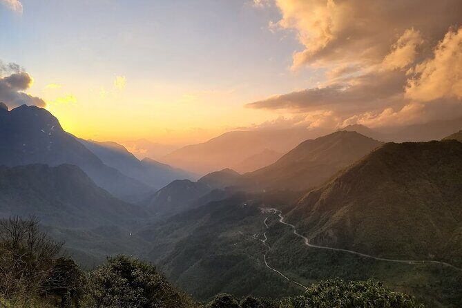 Private Car Tour to Lonely Tree, Heavens Gate and Glass Bridge - Duration and Pricing: Is it Worth It?