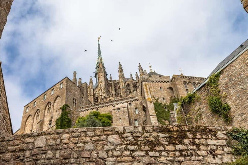 Private Car with Chauffeur Luxury Tour, Le Mont Saint Michel - An In-Depth Look at the Luxury Experience