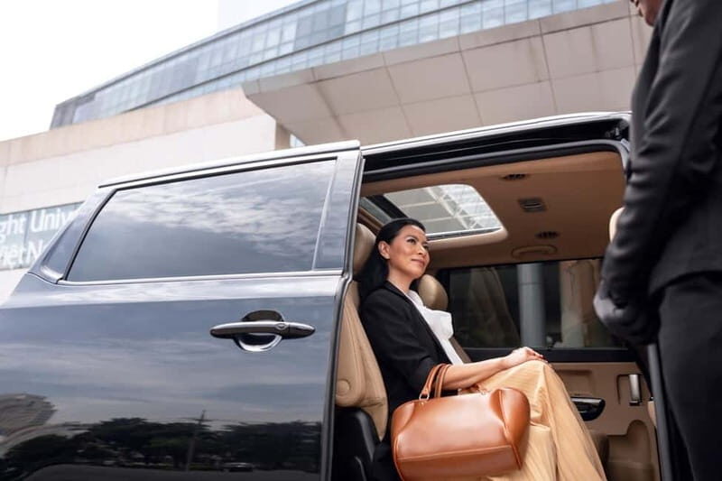 Private Car with Chauffeur Luxury Tour, Le Mont Saint Michel - FAQ