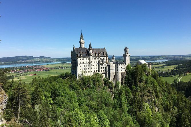 private-castle-tour-from-munich-neuschwanstein-hohenschwangau-and-linderhof