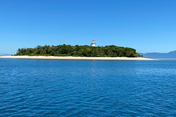 Private Catamaran Charter to Low Isles with Snorkelling and Lunch - Exploring the Private Catamaran Charter to Low Isles with Snorkelling and Lunch
