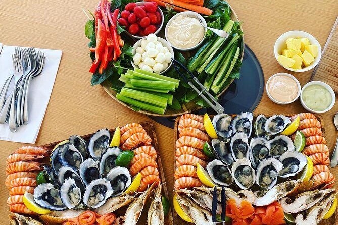 Private Catamaran Charter to Low Isles with Snorkelling and Lunch - Key Points