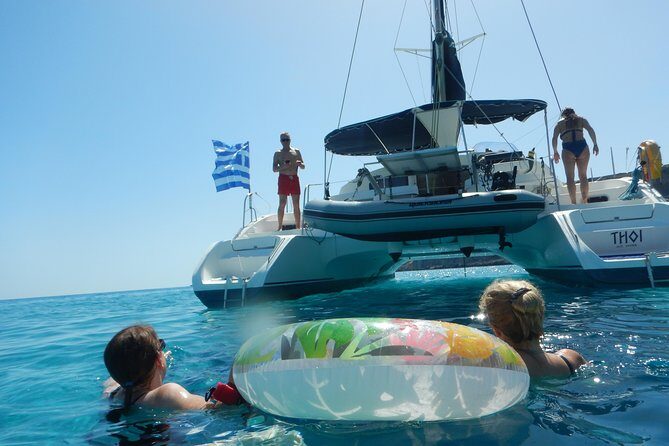 Private CATAMARAN daytrip - Lindos/ Rhodos with Lunch and drinks - Key Points