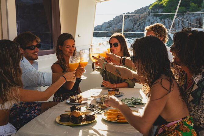 private-catamaran-tour-around-ibiza