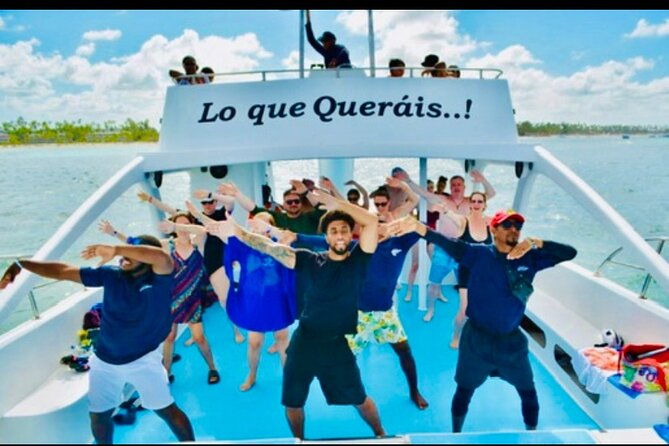 private-catamaran-tour-snorkeling-open-bar-and-slide-water