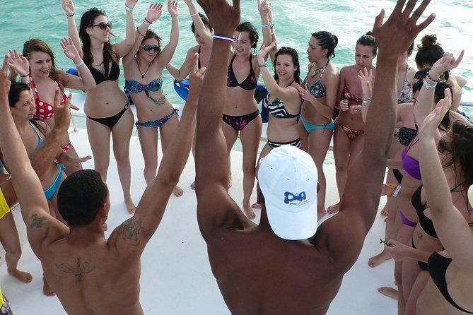 private-catamaran-with-parasailing-snorkeling-hooka-diving