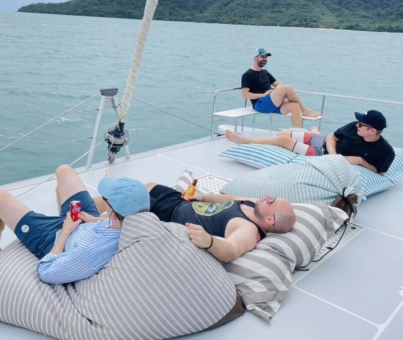 Private Catamaran Yacht to Maiton & Coral Islands - Key Points