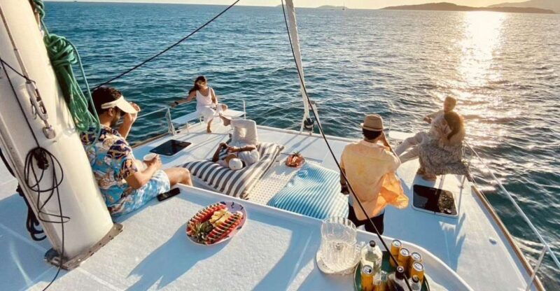 private-catamaran-yacht-to-phi-phi-island-2