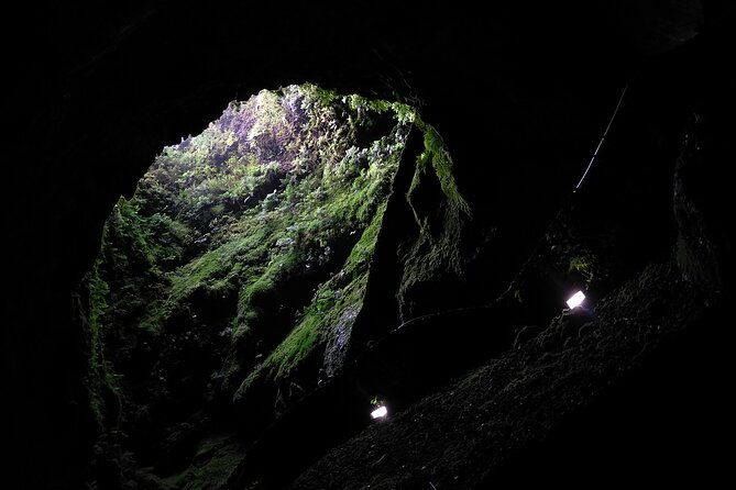 private-caves-tour-with-a-geologist