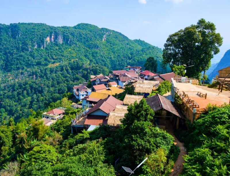 Private Chaing Rai: Temples, Golden Triangle & Hill Tribe - Pha Mi Village and Hill Tribe Culture