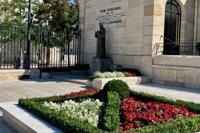private-champagne-moet-chandon-pommery-pressoria-day-trip