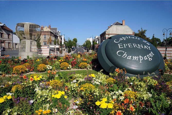private-champagne-tour-veuve-clicquot-moet-chandon-from-reims