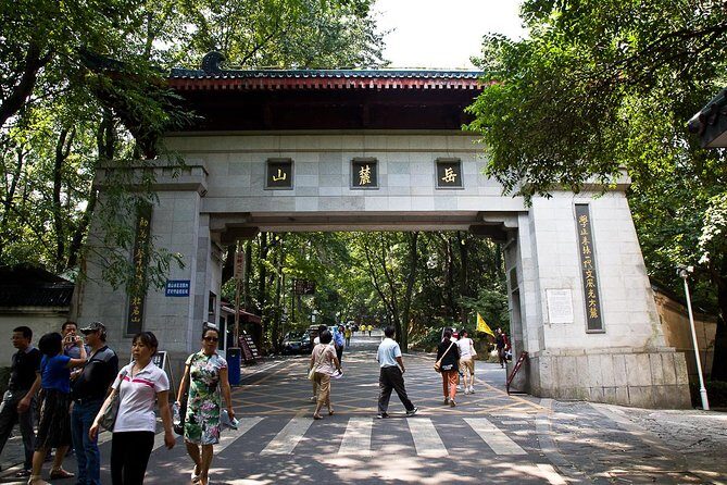 Private Changsha Day Tour: Yuelu mountain, Yuelu Academy And Orange Island - A Closer Look at the Itinerary and What to Expect