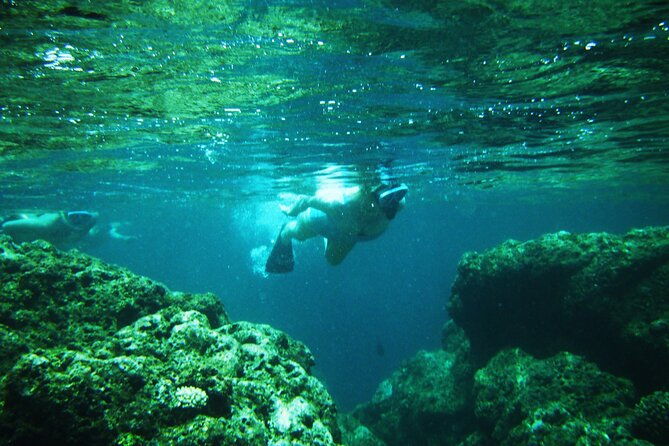 private-charter-of-napali-coast-on-kauai