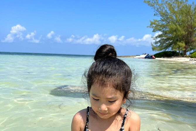 private-charter-stingray-city-sandbar-snorkeling-starfish-point