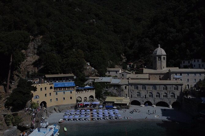 private-charter-tour-boat-exscursion-from-genoa-to-portofino