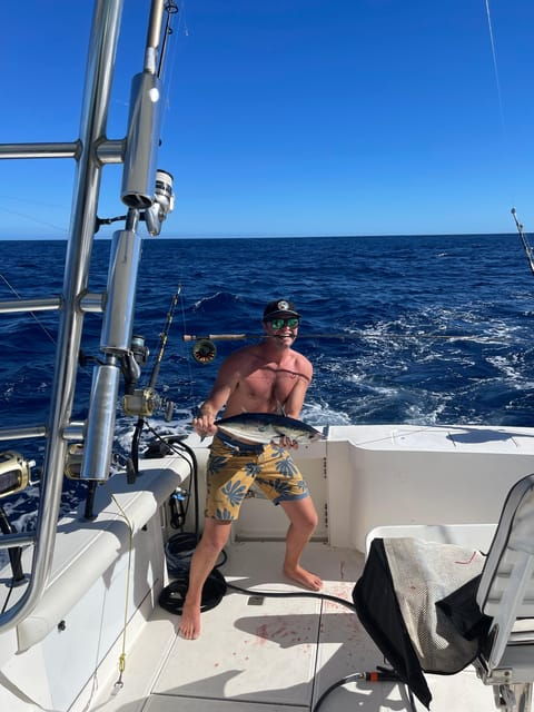 private-charter-waikiki-deep-sea-fishing-tour