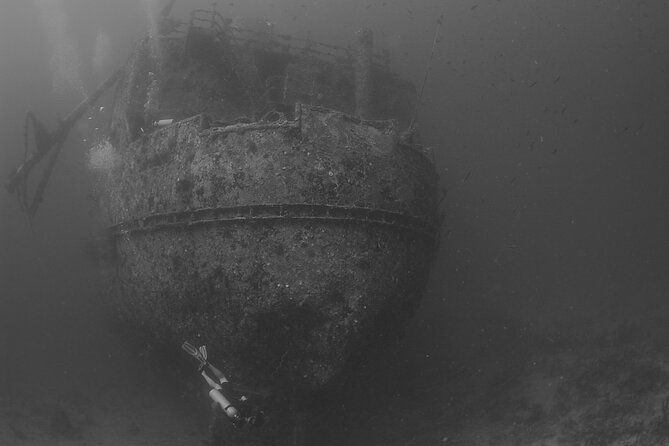 private-charter-wreck-lovers-2-dives-in-bayahibe-from-punta-cana