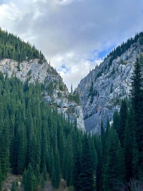 Private: Charyn & Black Canyons and Kolsay & Kaindy Lakes. - Key Points