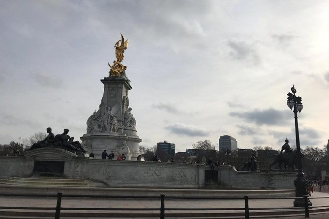 private-chauffeur-at-your-disposal-in-london