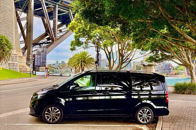 Private Chauffeur Transfer from Sydney Airport to Sydney City - The Booking Process and What to Expect