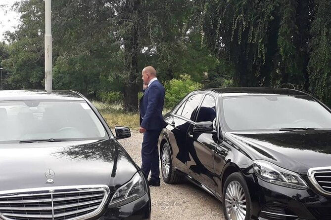 private-chauffeured-tour-to-caserta-royal-palace-from-rome-and-designer-outlet