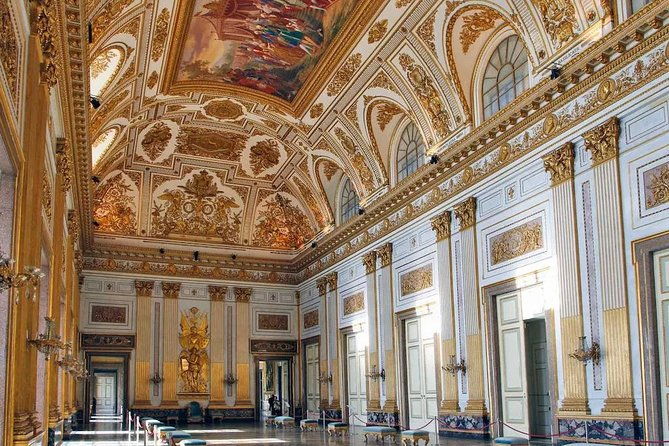 private-chauffeured-tour-to-caserta-royal-palace-from-rome-and-designer-outlet