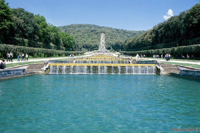 private-chauffeured-tour-to-caserta-royal-palace-from-rome-and-designer-outlet