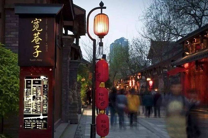 Private Chengdu Highlights Day Trip: Panda Base and City from Chongqing by Train - Relaxing in Renmin Park and Cultural Observations