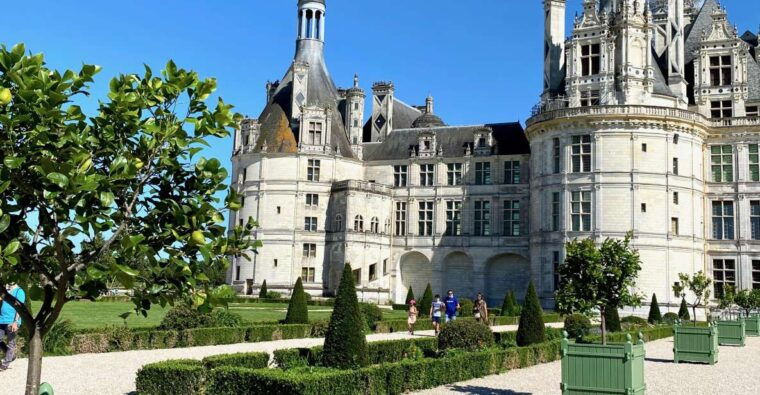 private-chenonceau-chambord-amboise-loire-castles-from-paris