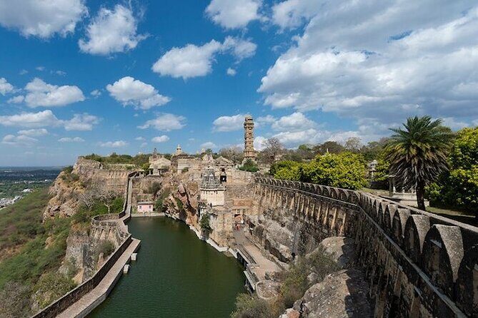 Private Chittorgarh Day Trip from Udaipur with Optional Guide - Exploring Chittorgarh: A Private Day Trip from Udaipur