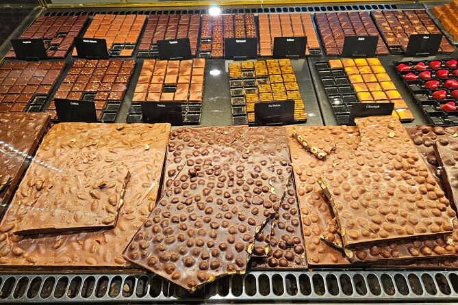 private-chocolate-tour-in-geneva-by-tuk-tuk