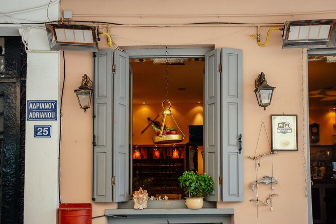 private-city-kickstart-tour-hidden-districts-2