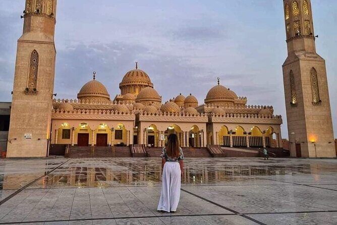 Private City Tour and Bedouin Show with Night Dinner - Hurghada - FAQ