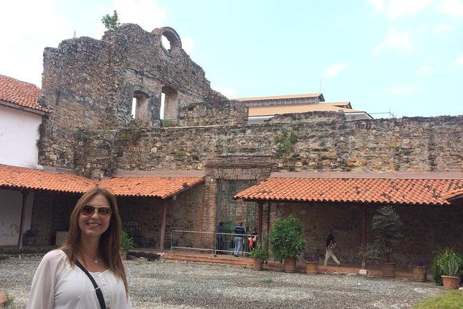 private-city-tour-from-a-different-perspective