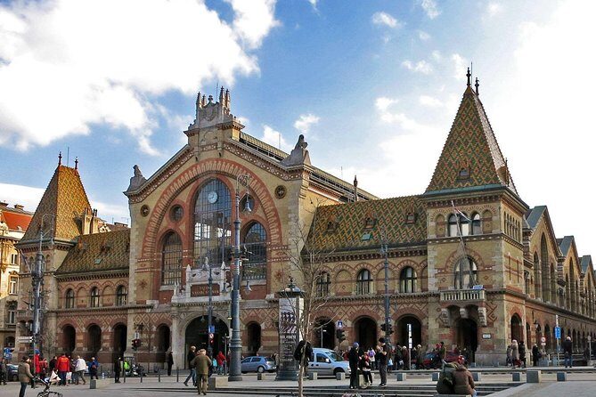 Private City Tour in Budapest 6 hours - The Sum Up
