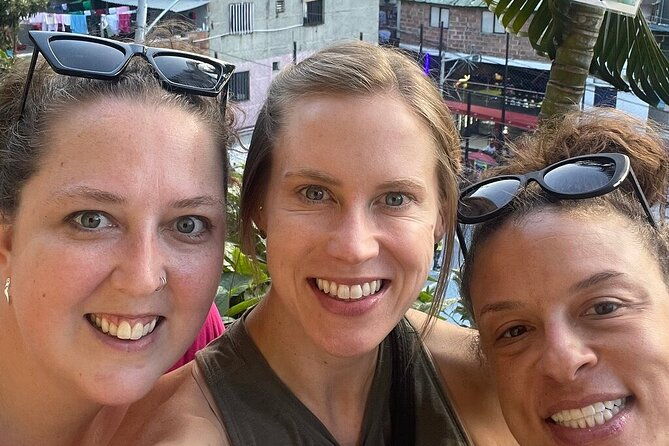 private-city-tour-medellin-with-comuna-13-tour