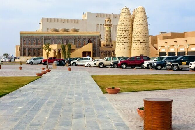 Private City Tour of Doha |Souq Wagif,Corniche,The pearl, Katara - An In-Depth Look at the Itinerary